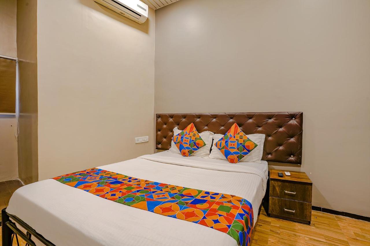 Fabexpress Comfort Stay - Nr Mumbai International Airport Экстерьер фото